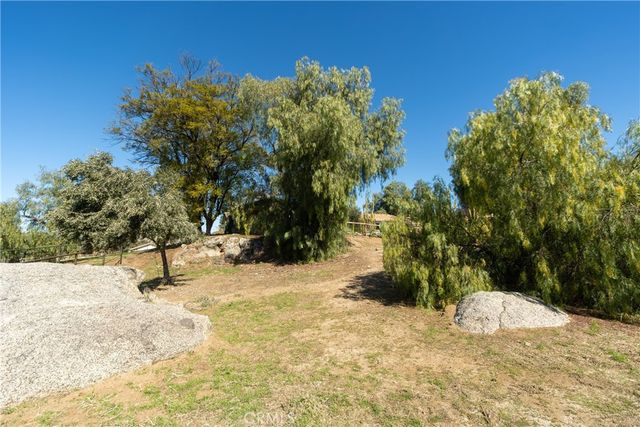 22236 Rosary Avenue, Nuevo, CA 92567