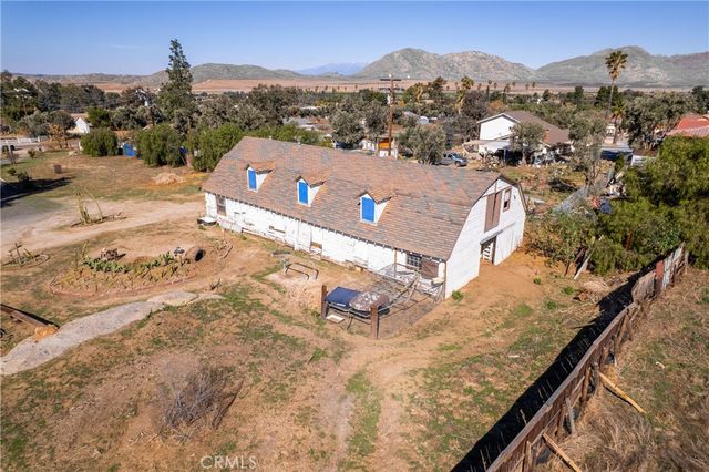 22236 Rosary Avenue, Nuevo, CA 92567