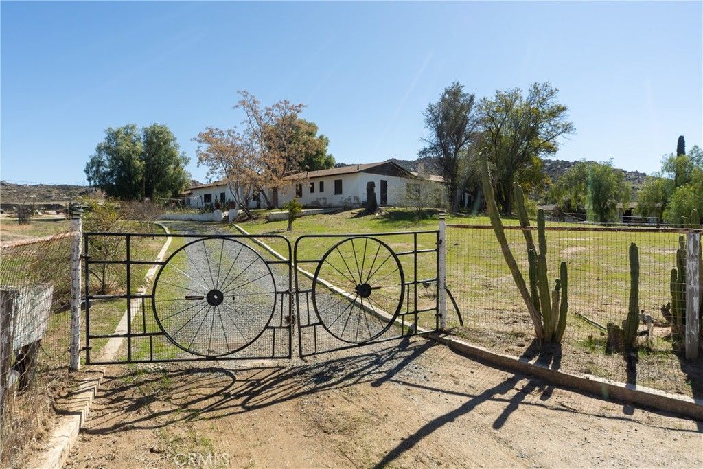 22236 Rosary Avenue, Nuevo, CA 92567