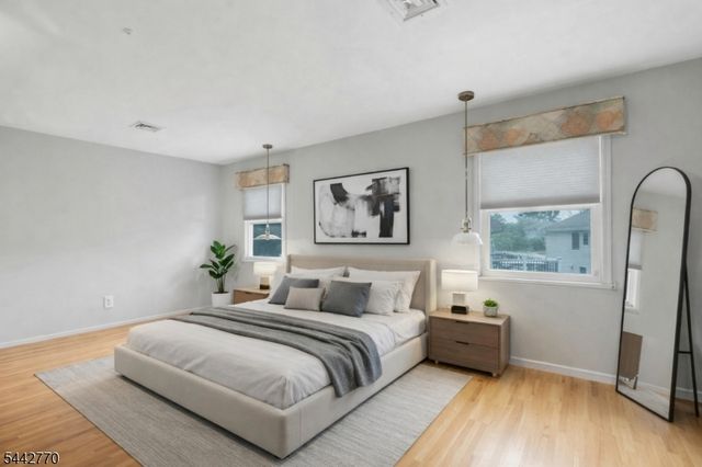 42 Cosgrove Ct, Fair Lawn Boro, NJ 07410
