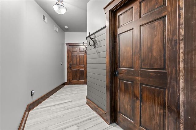 1647 NE Ozark Drive, Lee's Summit, MO 64086
