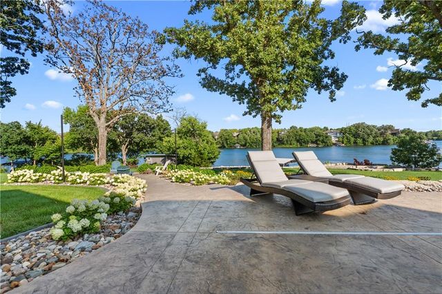 1647 NE Ozark Drive, Lee's Summit, MO 64086