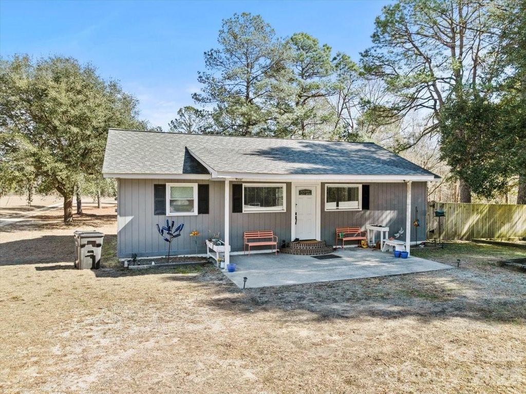 2443 Highway 52 Highway S, Cheraw, SC 29520