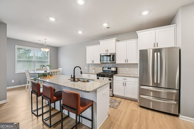 95 Denver Avenue, Hiram, GA 30141