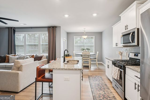 95 Denver Avenue, Hiram, GA 30141