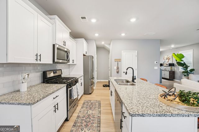 95 Denver Avenue, Hiram, GA 30141