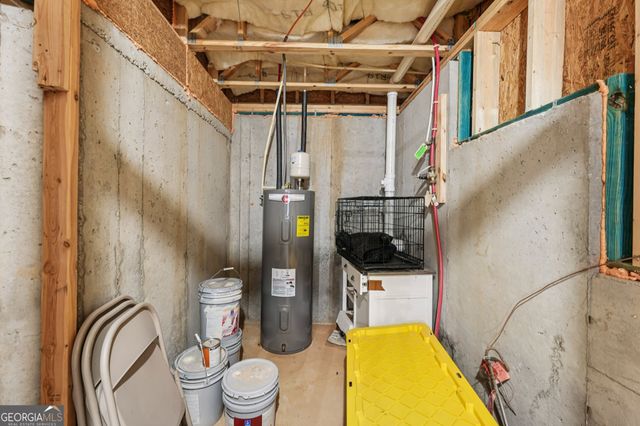 95 Denver Avenue, Hiram, GA 30141