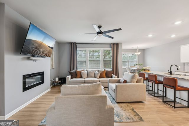 95 Denver Avenue, Hiram, GA 30141