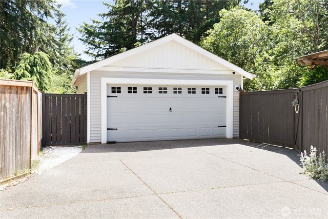 1145 Cosper Street, Dupont, WA 98327