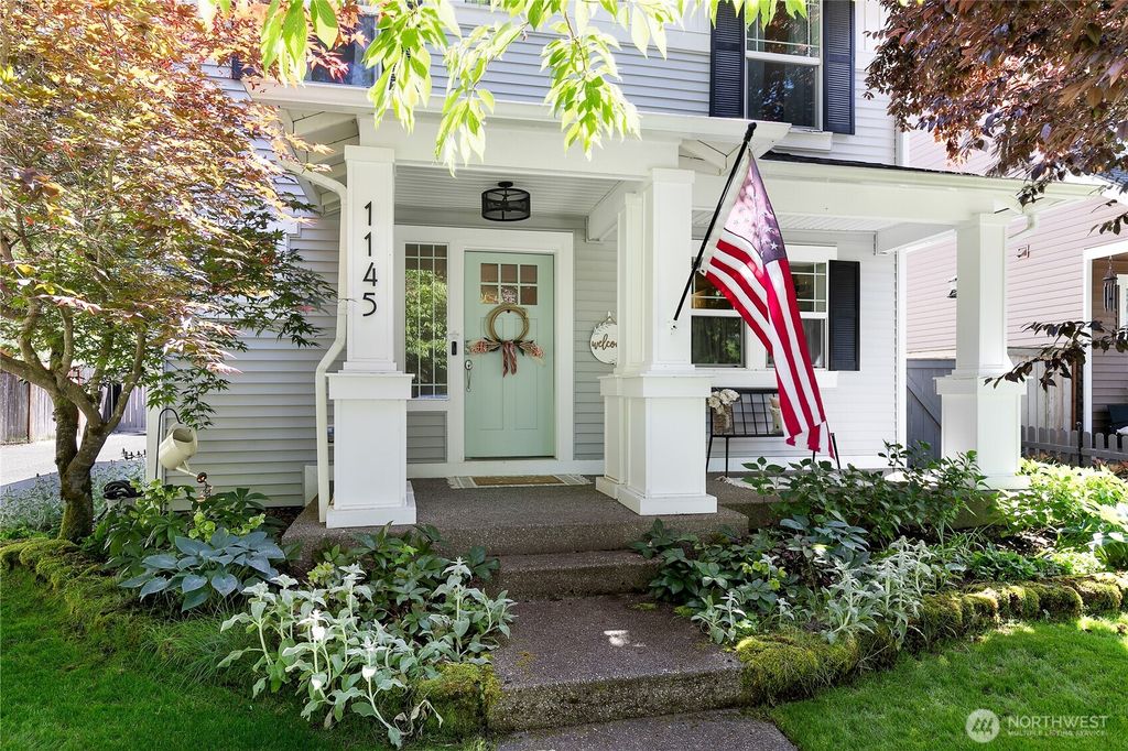 1145 Cosper Street, Dupont, WA 98327