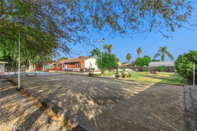 11252 Chapman Ave, Garden Grove, CA 92840