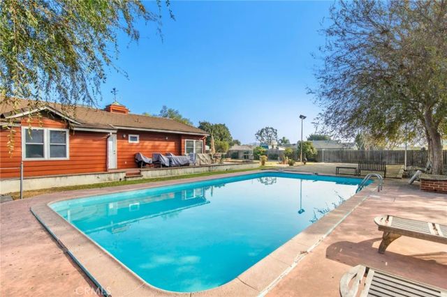 11252 Chapman Ave, Garden Grove, CA 92840