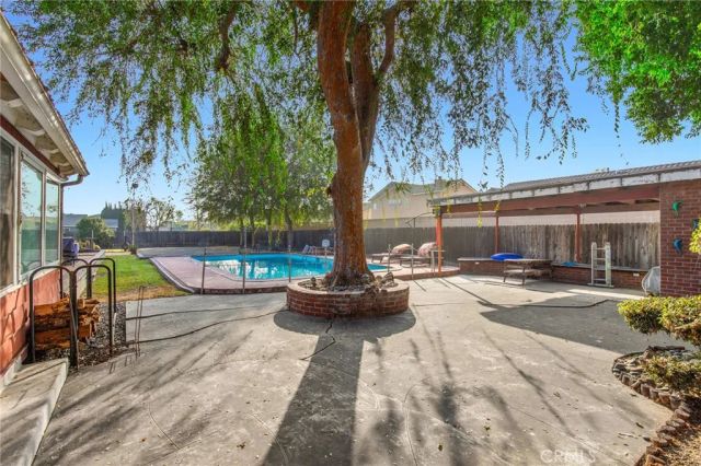 11252 Chapman Ave, Garden Grove, CA 92840