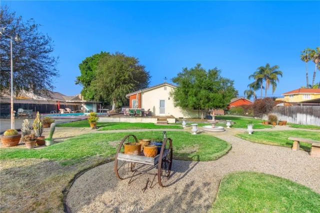 11252 Chapman Ave, Garden Grove, CA 92840