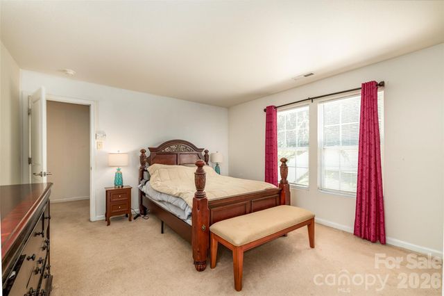 7343 Fox Point Drive, Charlotte, NC 28269