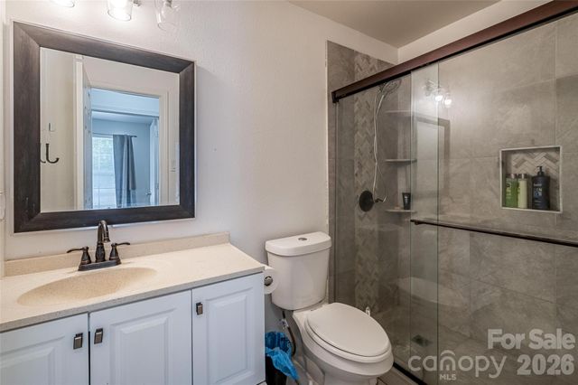 7343 Fox Point Drive, Charlotte, NC 28269