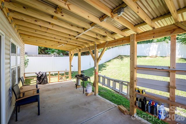 7343 Fox Point Drive, Charlotte, NC 28269