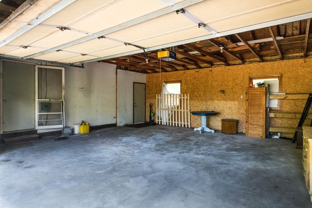 153 W E Avenue, Cooper Twp, MI 49009