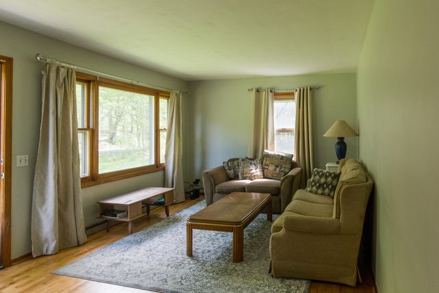 153 W E Avenue, Cooper Twp, MI 49009