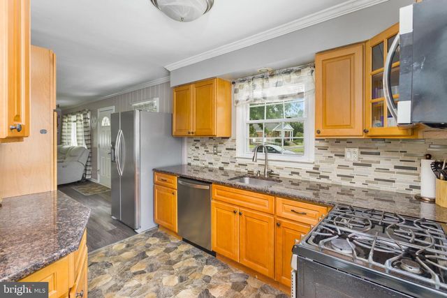607 GARDEN ST, Mount Holly, NJ 08060