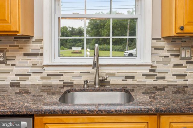 607 GARDEN ST, Mount Holly, NJ 08060