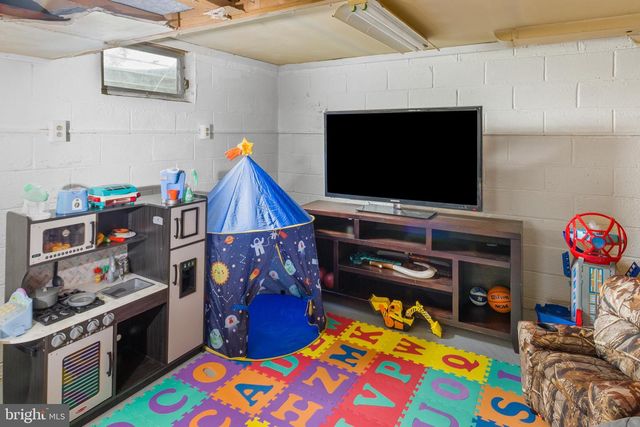 607 GARDEN ST, Mount Holly, NJ 08060