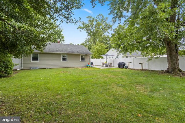 607 GARDEN ST, Mount Holly, NJ 08060