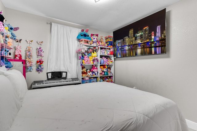 30534 SW 155th Ct, Homestead, FL 33033