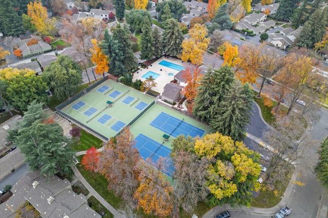 3 Colby Ct, Sacramento, CA 95825