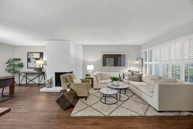 3 Colby Ct, Sacramento, CA 95825