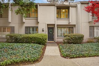 3 Colby Ct, Sacramento, CA 95825