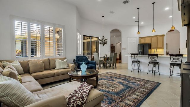 11012 Vía Sorrento, Boynton Beach, FL 33437