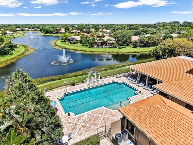 11012 Vía Sorrento, Boynton Beach, FL 33437