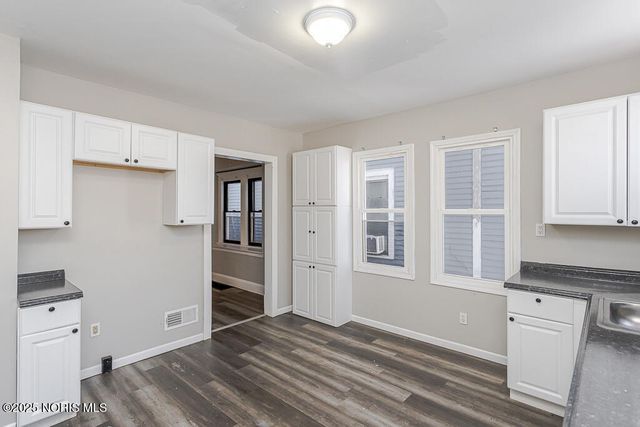 2824 Chestnut Street, Toledo, OH 43608