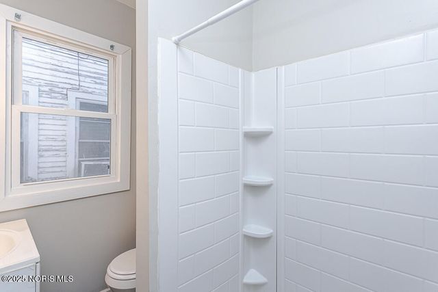 2824 Chestnut Street, Toledo, OH 43608