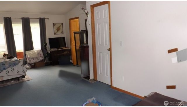 26204 Helmick Road, Sedro Woolley, WA 98284