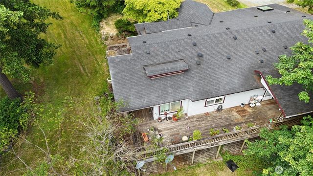 26204 Helmick Road, Sedro Woolley, WA 98284