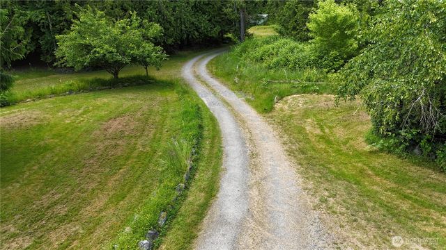 26204 Helmick Road, Sedro Woolley, WA 98284