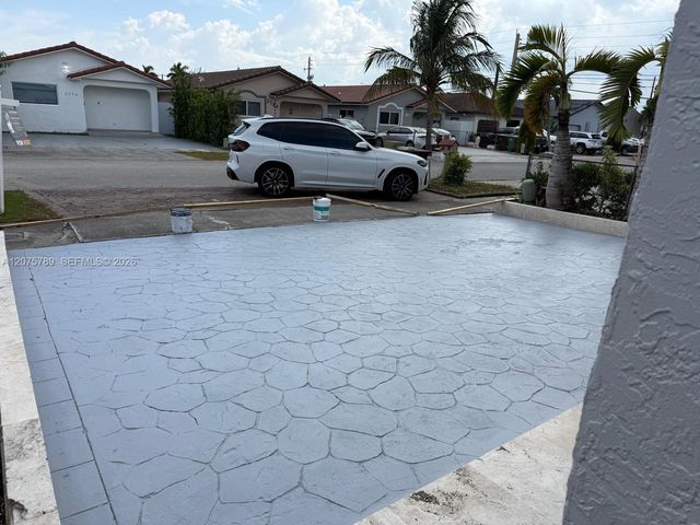 2775 W 71st Place 0, Hialeah, FL 33016