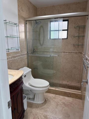 2775 W 71st Place 0, Hialeah, FL 33016