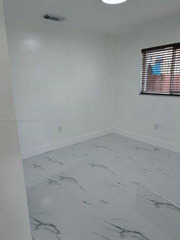 2775 W 71st Place 0, Hialeah, FL 33016