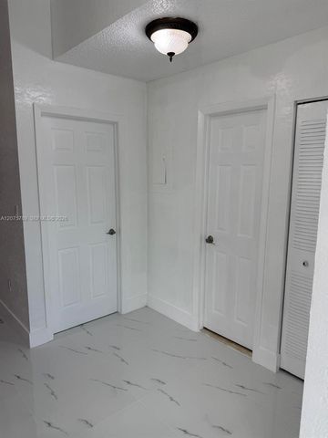 2775 W 71st Place 0, Hialeah, FL 33016