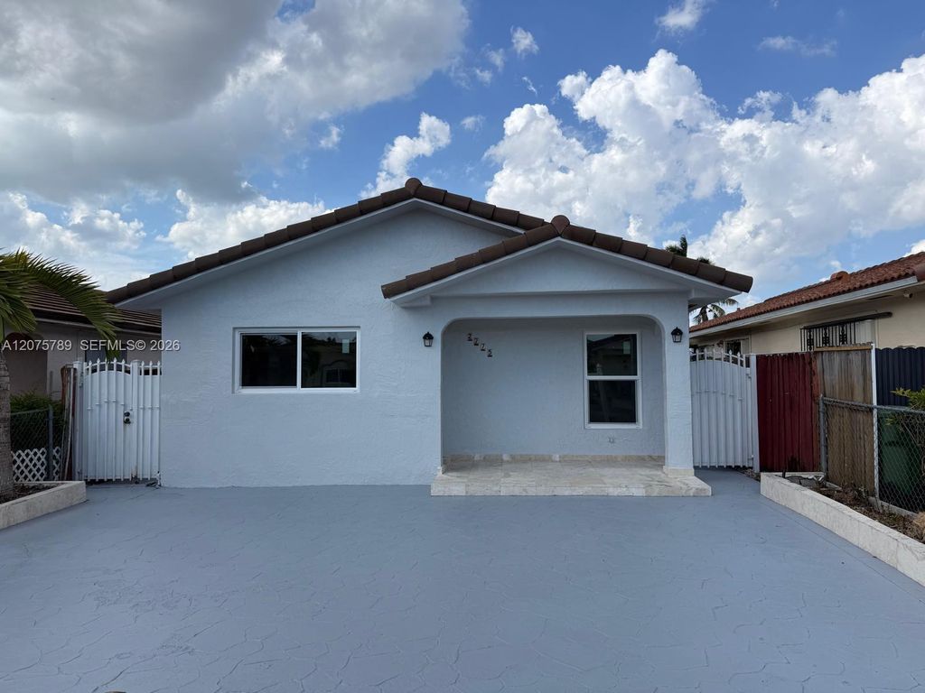 2775 W 71st Place 0, Hialeah, FL 33016