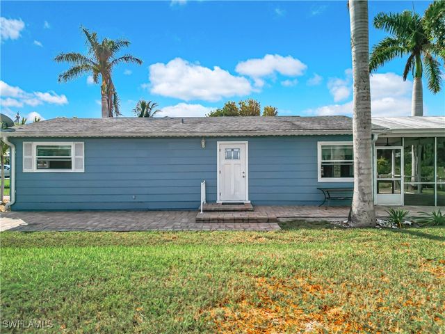 27571 Tarpon WAY, Bonita Springs, FL 34134
