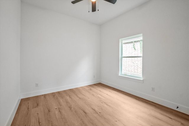 12111 Brightwood Drive, Montgomery, TX 77356