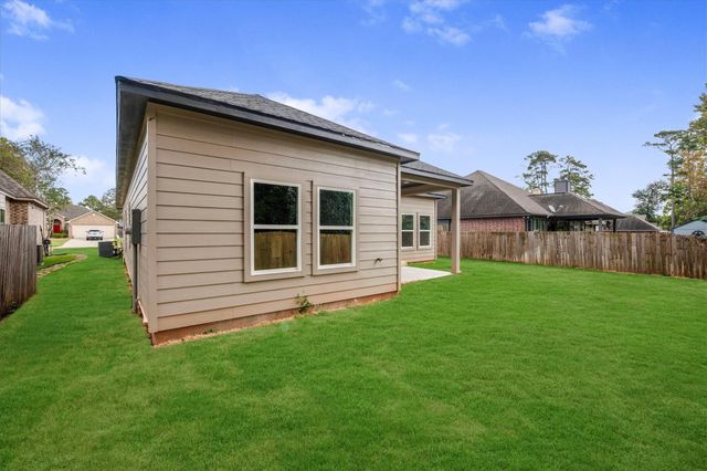 12111 Brightwood Drive, Montgomery, TX 77356