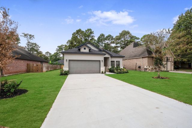 12111 Brightwood Drive, Montgomery, TX 77356