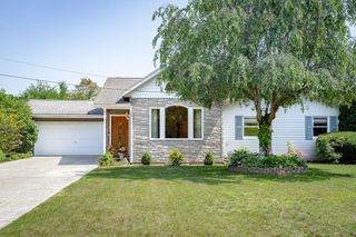 24 Old Feeding Hills Rd, Westfield, MA 01085