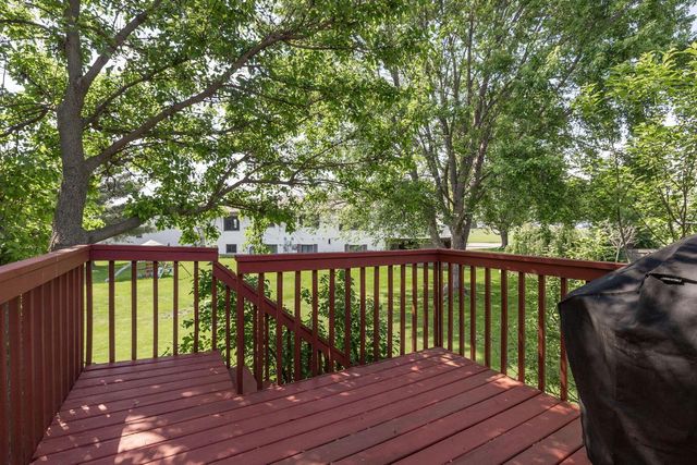 128 Rosewood LANE N, West Salem, WI 54669