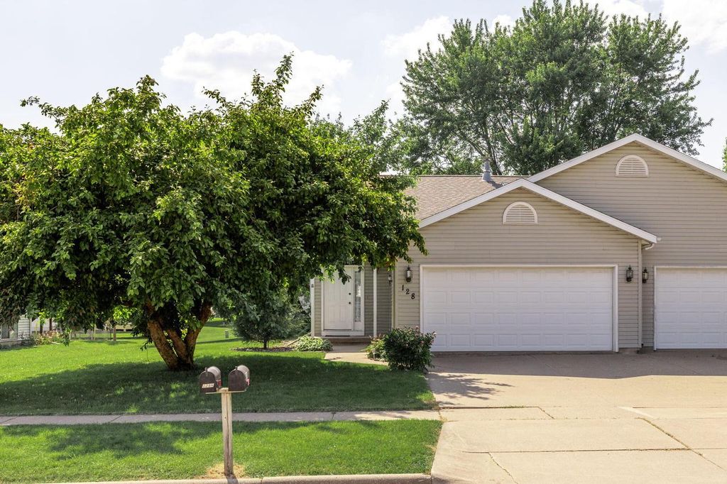 128 Rosewood LANE N, West Salem, WI 54669